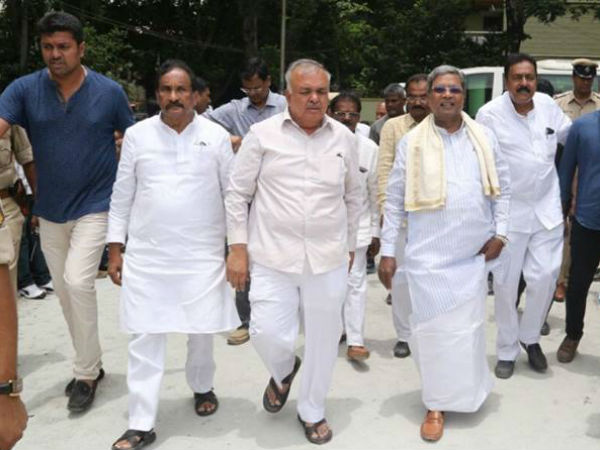 'ಸಾಧನೆಯ ಸಂಭ್ರಮ' ಹೆಸರಿನಲ್ಲಿ ಪ್ರವಾಸ