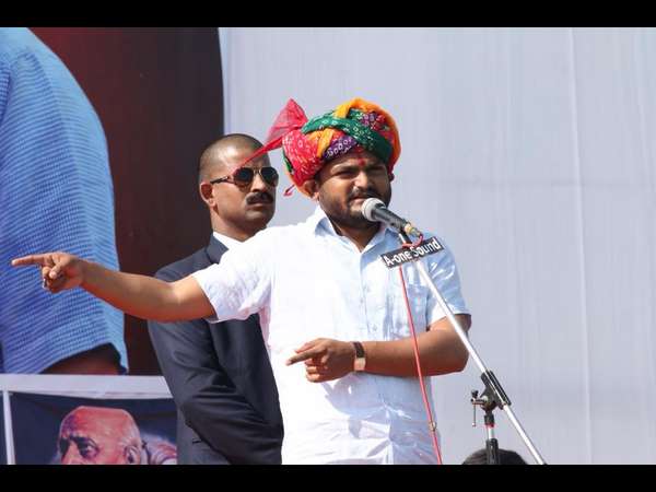 ಅನಭಿಷಿಕ್ತ ದೊರೆ
