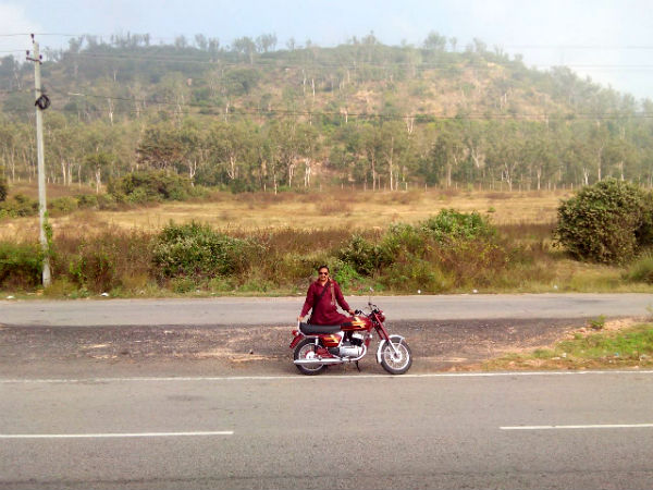 Sholay Gabbar style lands into trouble!