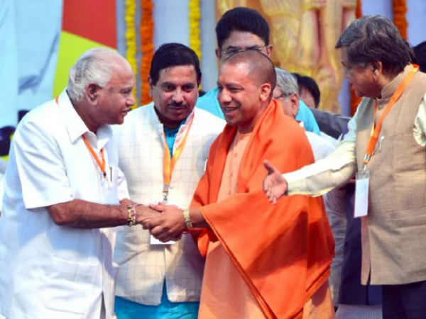 ಮುಖ್ಯಮಂತ್ರಿಯಾದರೂ ಕಾವಿ ತ್ಯಜಿಸಿಲ್ಲ ಯೋಗಿ