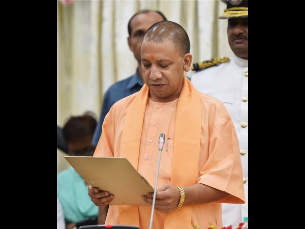 ಯುಪಿಯಲ್ಲಿ ಕೇಸರಿ ಝಂಡಾ