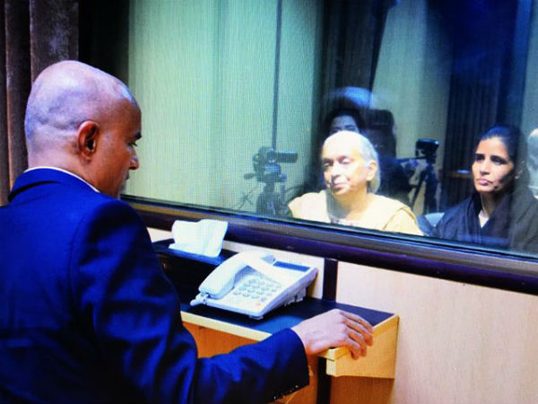 ವಿದೇಶಾಂಗ ಕಚೇರಿಯತ್ತ ಎಲ್ಲರ ಚಿತ್ತ ವಿದೇಶಾಂಗ ಕಚೇರಿಯತ್ತ ಎಲ್ಲರ ಚಿತ್ತ