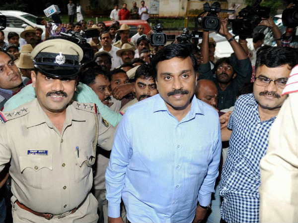 ಆ ದೇವರು ಕೊಟ್ಟ ಚಾಟಿ ಏಟು