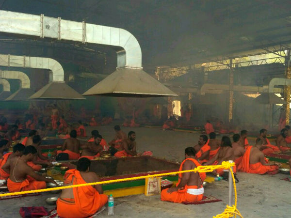 ಹೊಗೆ ಹೊರಗೋಗಲು ಎಕ್ಸಿಸ್ಟ್ ವ್ಯವಸ್ಥೆ 