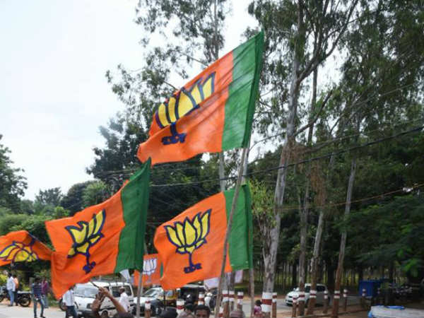 ಚುನಾವಣೆಗೆ ಮೂರು ಪಕ್ಷಗಳ ತಯಾರಿ