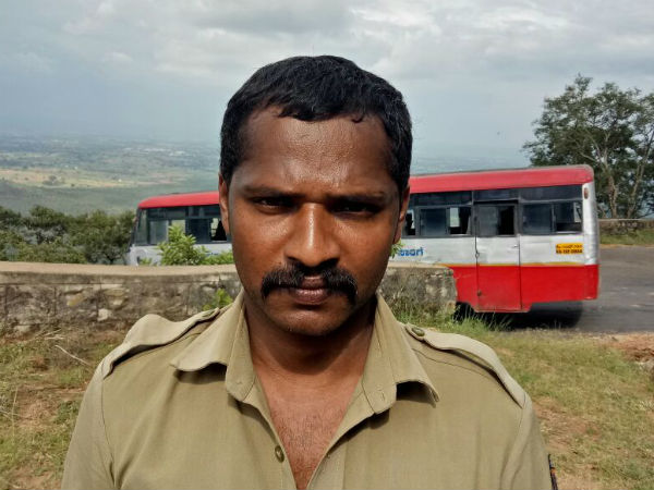 ಕೆಎಸ್ ಆರ್ ಟಿಸಿ ಬಸ್ ಚಾಲಕ ಚಿನ್ನಸ್ವಾಮಿಗೆ ಚಿನ್ನದ ಪದಕ ಕೆಎಸ್ ಆರ್ ಟಿಸಿ ಬಸ್ ಚಾಲಕ ಚಿನ್ನಸ್ವಾಮಿಗೆ ಚಿನ್ನದ ಪದಕ