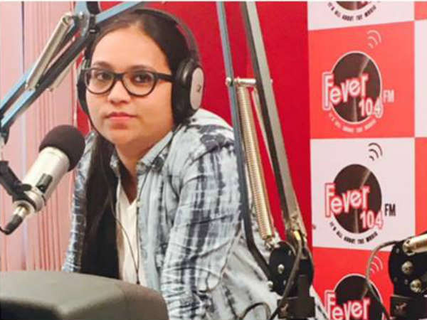 ಸಾವಿರಾರು ಜನ ಲೈಕ್ ಮಾಡ್ತಾರೆ ಸಾವಿರಾರು ಜನ ಲೈಕ್ ಮಾಡ್ತಾರೆ