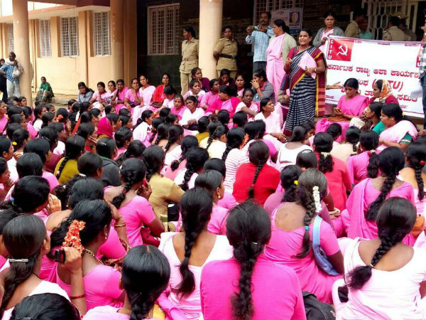 Villagers beats Asha worker allegedly she did NSD Villagers beats Asha worker allegedly she did NSD