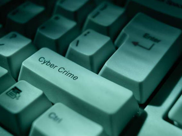 Cyber robbers robes money by using Resume uploaded in job website Cyber robbers robes money by using Resume uploaded in job website