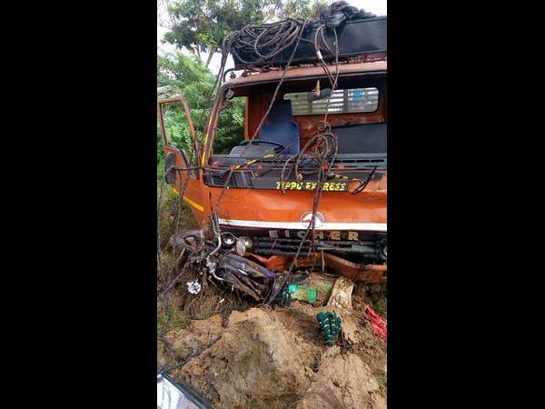 Two bikers killed in accident 