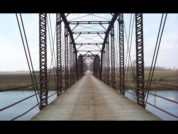 ಬಾಲಕಿಯರ ವಿದ್ಯಾರ್ಥಿನಿಲಯ ನಿರ್ಮಾಣಕ್ಕೆ ಹಣ