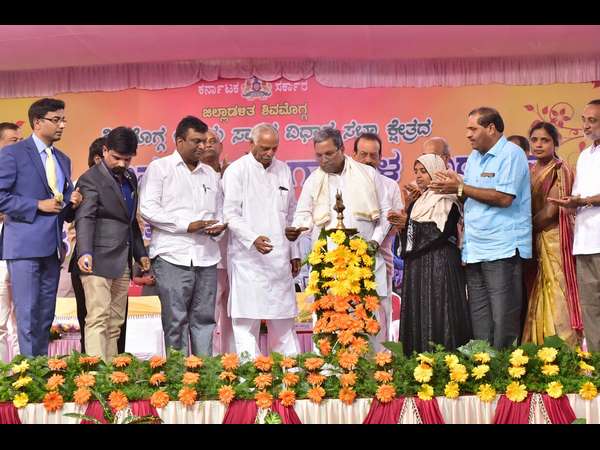 ಶಿಷ್ಟಾಚಾರ ಉಲ್ಲಂಘನೆ 