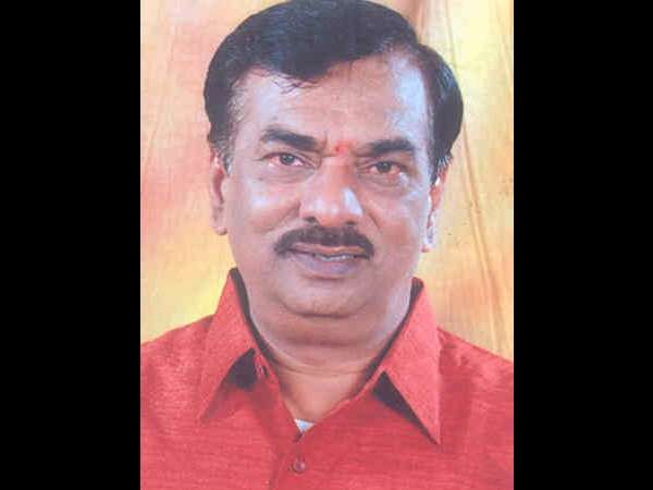 ಶಾಸಕರ ಮನೆಯಲ್ಲಿ ಇರಬೇಕು! 