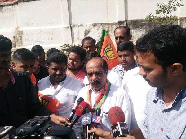 ಎರಡು ಬಾರಿ ಟಿಕೆಟ್ ವಂಚಿತ