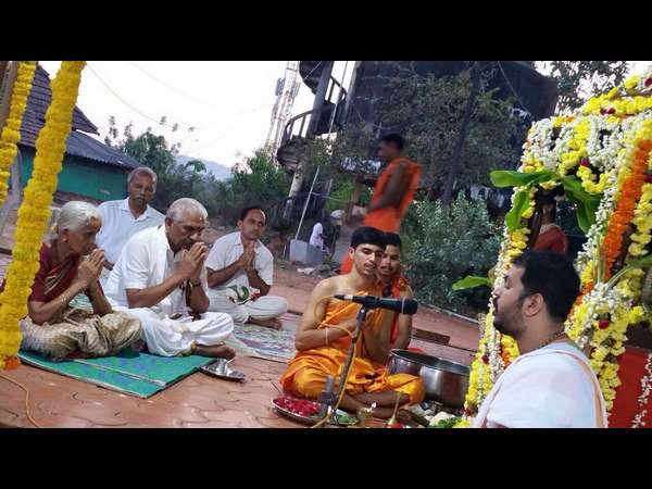 ನೈತಿಕ ಪೊಲೀಸ್ ಗಿರಿ ಸರಿಯೇ?