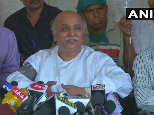 ಪೊಲೀಸರು ಬಂಧಿಸಲು ಬರುತ್ತಿದ್ದಾರೆ ಎನ್ನುವ ಮಾಹಿತಿ ಬಂತು 