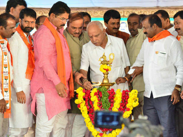 ತಲೆ ಇಲ್ಲದ ಸರ್ಕಾರ