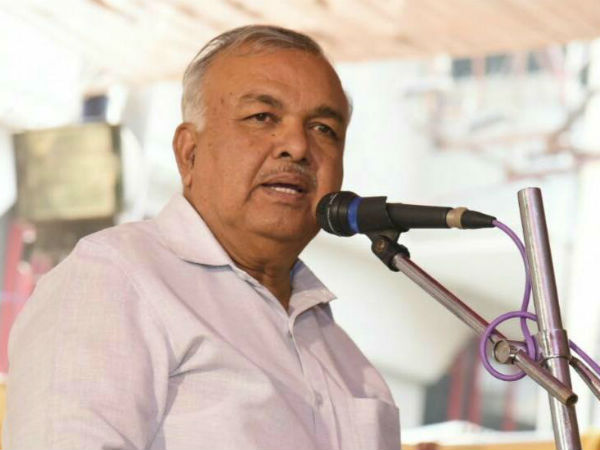 ಗೃಹ ಸಚಿವರನ್ನು ಏಕೆ ಪ್ರಶ್ನೆ ಮಾಡಲ್ಲ?