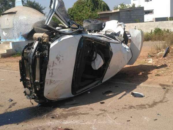 Car Accident in Mysuru 3 students dead two injuired