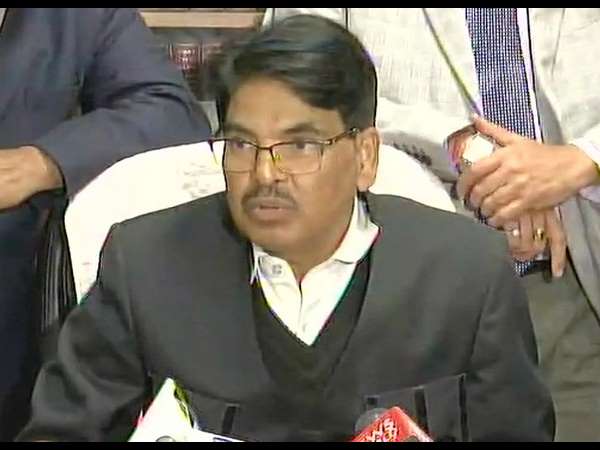 Negotiations between judges, dispute solved