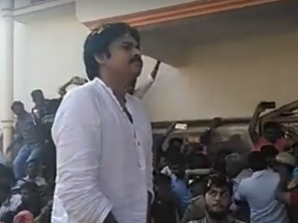 Telugu movie star actor Pawan kalyan came to Chikkaballapura