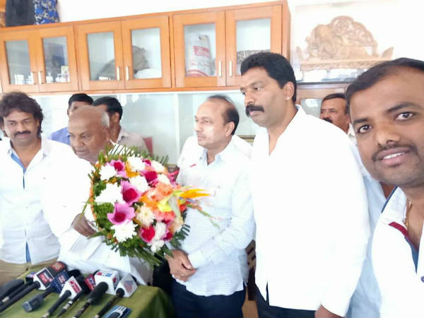 ಕೆಜೆಪಿ ಅಭ್ಯರ್ಥಿಯಾಗಿದ್ದರು