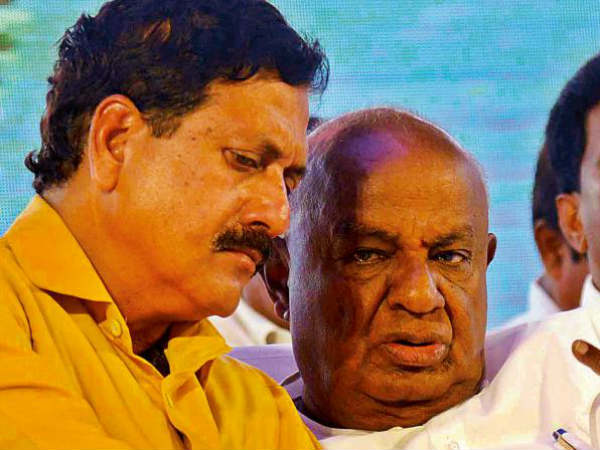 ಪ್ರಶ್ನೆ: ಆತ್ಮಚರಿತ್ರೆಗೆ ಅಕ್ಷರ ರೂಪ ನೀಡುತ್ತಾ ನಿಮ್ಮ ಅನುಭವ ಹೇಗಿತ್ತು?