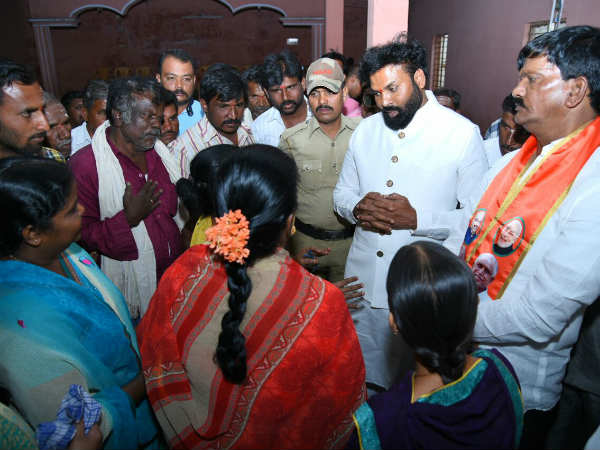 Sriramulu starts election campaign for BJP candidates 