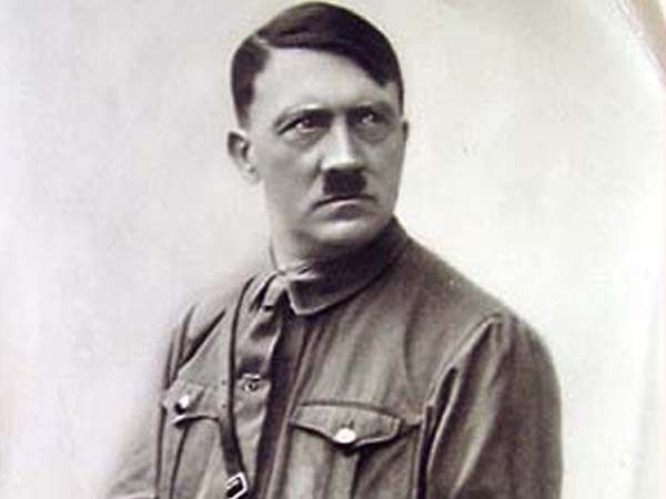 ನರ ರಾಕ್ಷಸನಾದ ಹಿಟ್ಲರ್