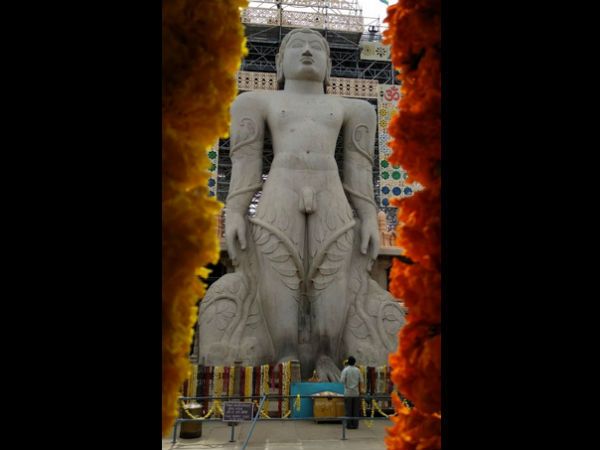 ವಿರಾಗಿಯಾಗಿ ಬಾಹುಬಲಿ ವಿರಾಗಿಯಾಗಿ ಬಾಹುಬಲಿ