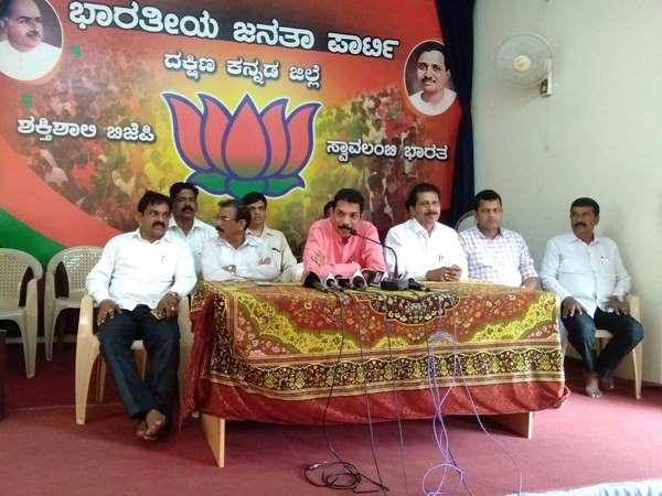 Congress Creating Communal Violence for Vote Bank - Nalin Kumar Kateel