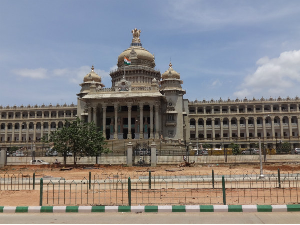 ಪಕ್ಷಗಳ ಬಲಾಬಲ