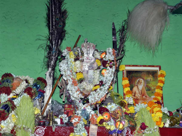 ಇದ್ದಿಲು ಹೊತ್ತು ಉರಿಯುತ್ತಿತ್ತು