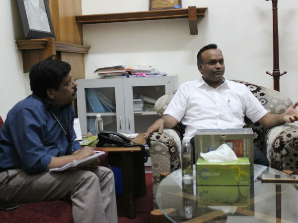 ಕಾಂಗ್ರೆಸ್ ಅದೇ ದಾರಿಯಲ್ಲಿ ಸಾಗುತ್ತಿದೆಯಲ್ಲಾ ಕಾಂಗ್ರೆಸ್ ಅದೇ ದಾರಿಯಲ್ಲಿ ಸಾಗುತ್ತಿದೆಯಲ್ಲಾ