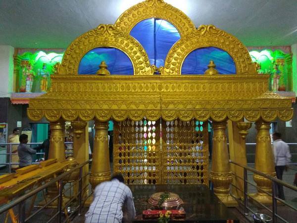 ಜಾನಪದ ತಂಡಗಳು ಭಾಗಿ