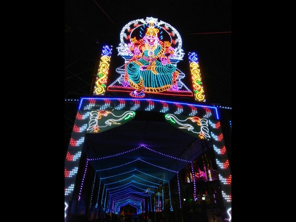 ವಿಜೇತರಿಗೆ 2 ಬೆಳ್ಳಿಗದೆ