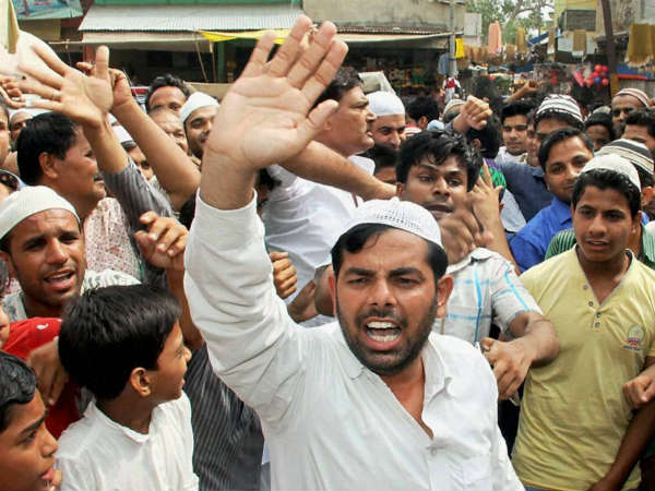 ಮುಸ್ಲಿಂ ಬಡಾವಣೆಯ ಅಭಿವೃದ್ಧಿಗೆ 800 ಕೋಟಿ ಮುಸ್ಲಿಂ ಬಡಾವಣೆಯ ಅಭಿವೃದ್ಧಿಗೆ 800 ಕೋಟಿ