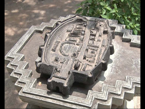 ಕೆಆರ್‌ಎಸ್‌ಗೂ ದೇವನಹಳ್ಳಿ ಕೋಟೆಗೂ ಸಾಮ್ಯತೆ