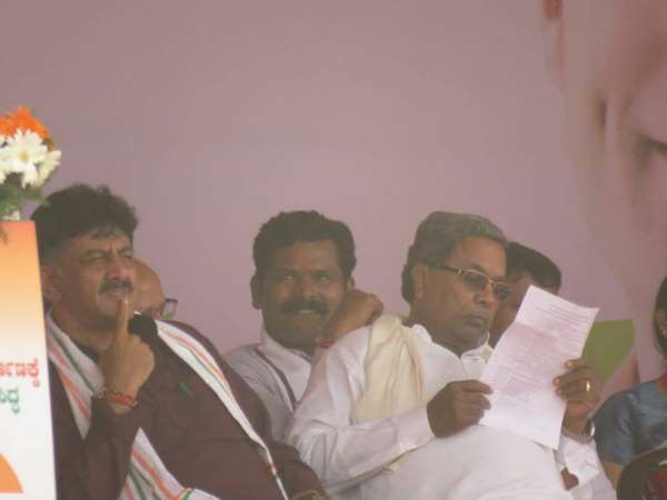 ನಮ್ಮದು ಕಾಮ್ ಕೀ ಬಾತ್