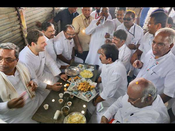ಭವಿಷ್ಯದ ಬಗ್ಗೆ ದೃಷ್ಟಿ ಬೇಕು