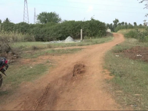 No basic facility in century old govt school Doddaballapur 