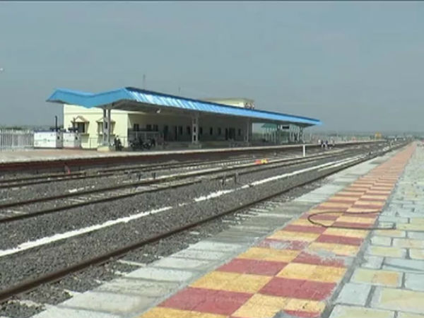 Centre gives green signal for Alamatti Chitradurga new railway line Centre gives green signal for Alamatti Chitradurga new railway line