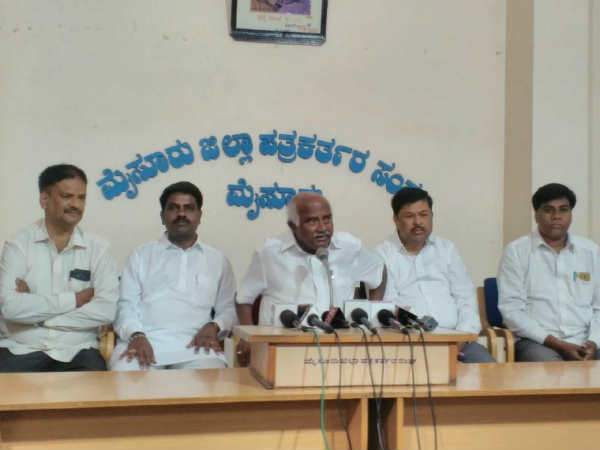 Karnataka chief minister Siddaramaiah does not suit for CM Candidate: H Vishwanath