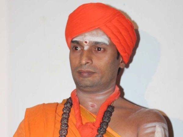 ವಿಷಯ ಒಂದು, ಎರಡು ತದ್ವಿರುದ್ಧ ಕಾಮೆಂಟುಗಳು