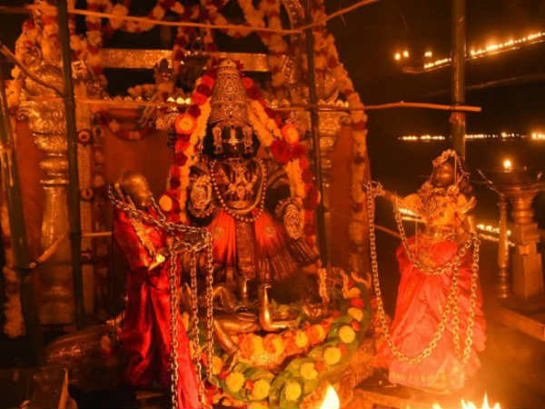 ಪ್ರಶ್ನೆ 9: ಪೇಜಾವರ ಶ್ರೀಗಳಾದ ವಿಶ್ವೇಶ ತೀರ್ಥರು ನಿಮ್ಮ ರಾಜಕೀಯ ಪ್ರವೇಶಕ್ಕೆ ಒಪ್ಪಿಗೆ ಸೂಚಿಸಿದ್ದಾರೆಯೇ ?