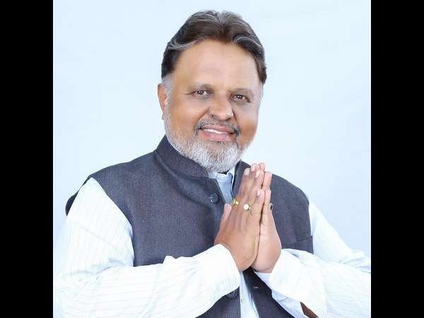 ಎಎಪಿ 'ನಾವು ಕಳಂಕ ರಹಿತರಿಗೆ ಮಾತ್ರ ಟಿಕೆಟ್ ಕೊಡುತ್ತೇವೆ' ಎನ್ನುತ್ತಿದೆ. ಇವರಿಗೆಲ್ಲಾ ಮತ ಸಿಗುತ್ತದೆ ಎಂದನಿಸುತ್ತಾ?