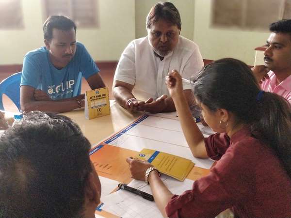  ಇದೊಂದು ಕುತೂಹಲದ ಪ್ರಶ್ನೆ. ಅರಸು ಪ್ರತಿನಿಧಿಸುತ್ತಿದ್ದ ಹುಣಸೂರು ಬಿಟ್ಟು ಕೆ.ಆರ್.ಪುರಂನಲ್ಲಿ ಸ್ಪರ್ಧಿಸುವ ನಿರ್ಧಾರಕ್ಕೆ ಯಾಕೆ ಬಂದ್ರಿ? 