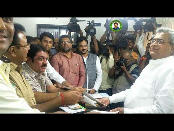 Total 5 Rebel JDS MLAs resigned and set to join Congress 