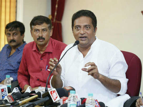 some people trying to Threaten me: Prakash Rai 