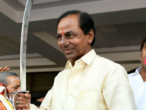 ದಾಳ ಉರುಳಿಸಿದ ಚಂದ್ರಶೇಖರ್ ರಾವ್